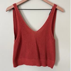 Lulu's Knit Cropped Twist Back Tank Top Size Medium Summer Crop Festival